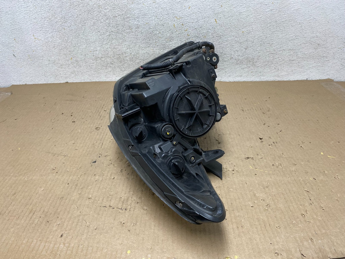 2009 - 2011 Hyundai Genesis Right Passenger RH Halogen Headlight AH6005 DW9