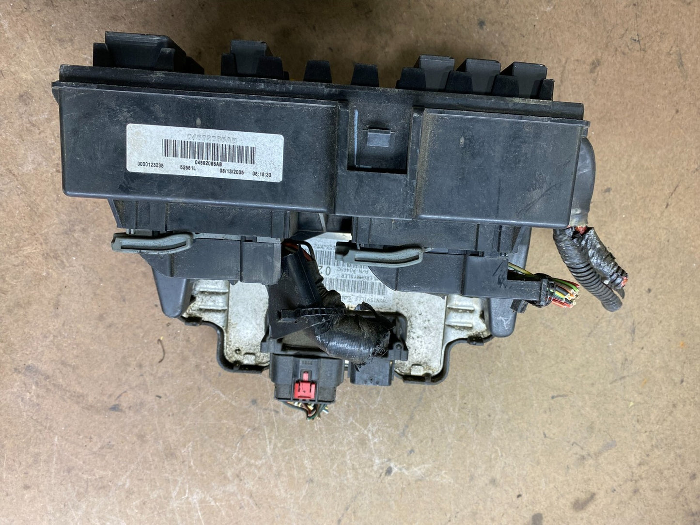 2005 2006 Jeep Grand Cherokee Fuse Box Multi-Function Relay Module L1146 PS1