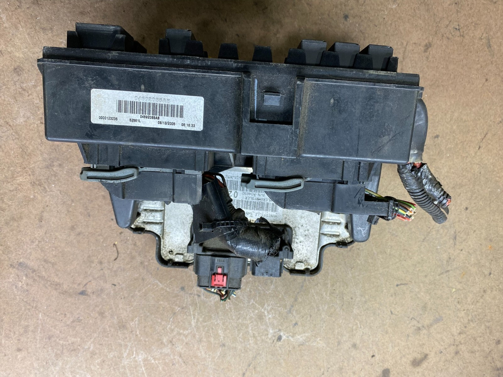 2005 2006 Jeep Grand Cherokee Fuse Box Multi-Function Relay Module L1146 PS1