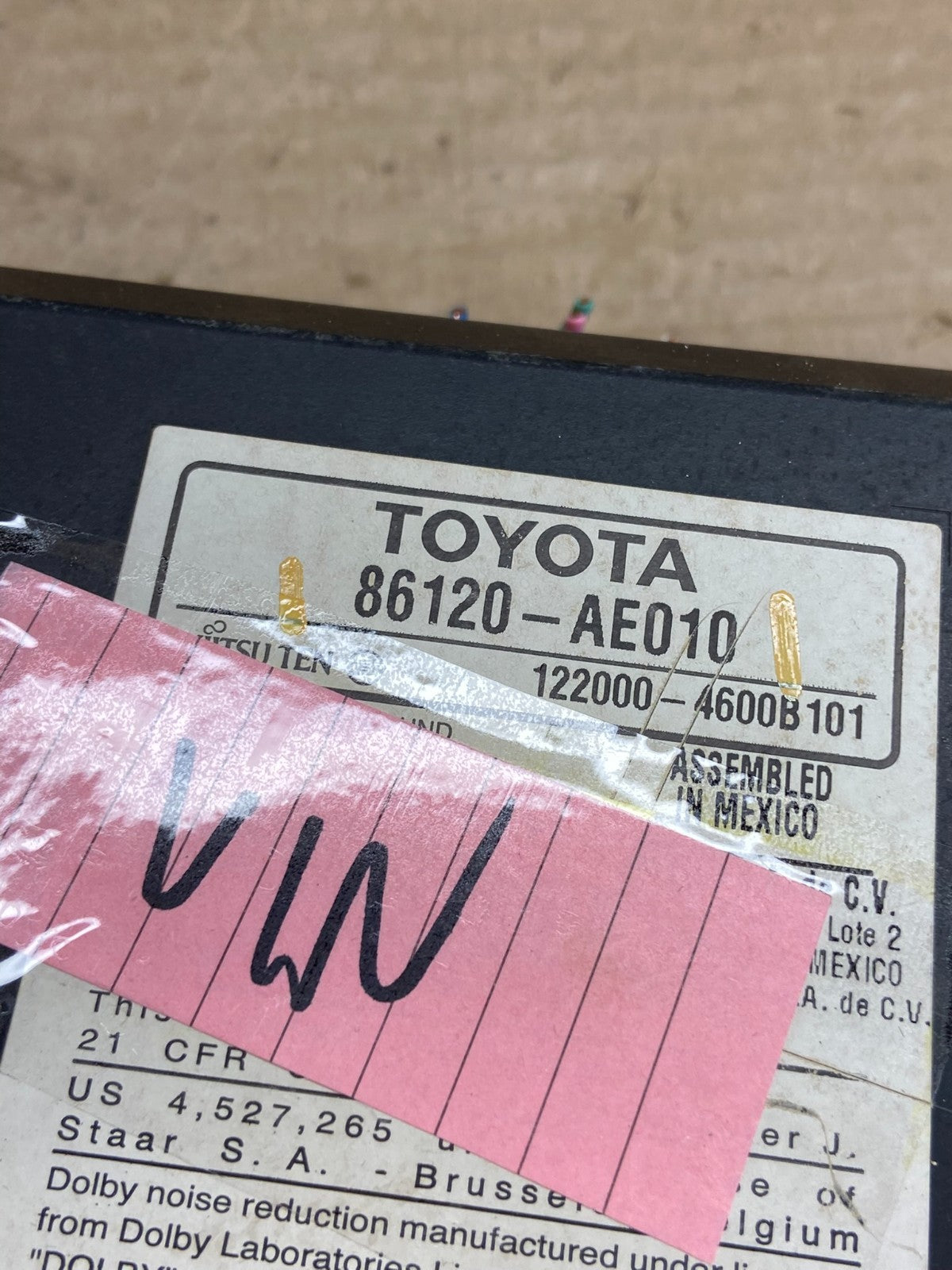 2004 to 2010 Toyota Sienna AM FM CD WMA Mp3 Radio Receiver AH3722 DG5