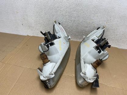 1998 to 2003 Ford Escort Left+Right Set Halogen Headlights AI1150 DW12