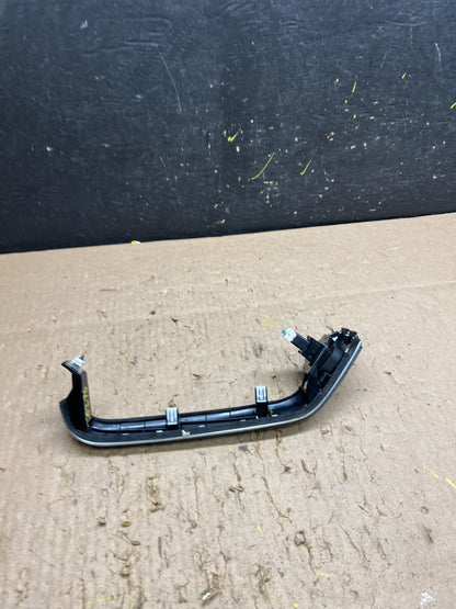 2009-2010 Nissan Murano Dash Trim Panel With Hazard Buttom Switch OEM t6276 DG2