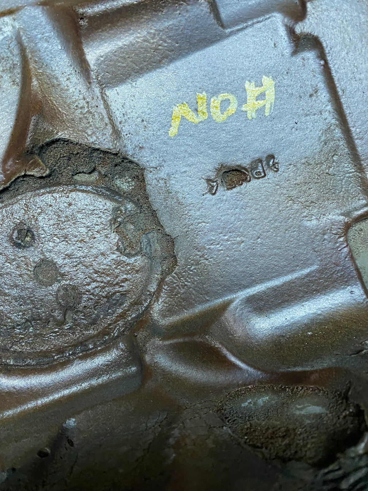 2008 to 2010 Toyota Highlander Top Engine Cover Lid OEM w5656 DG8