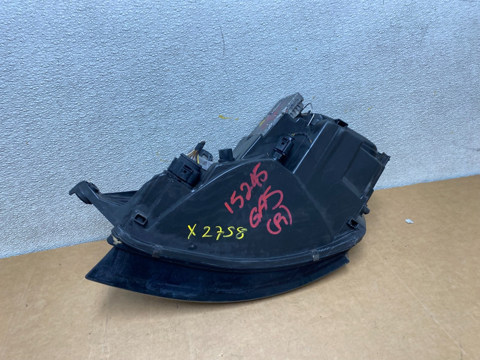 2000 to 2006 Audi TT Right Passenger RH Side Xenon HID Headlight Oem X2758 DW7