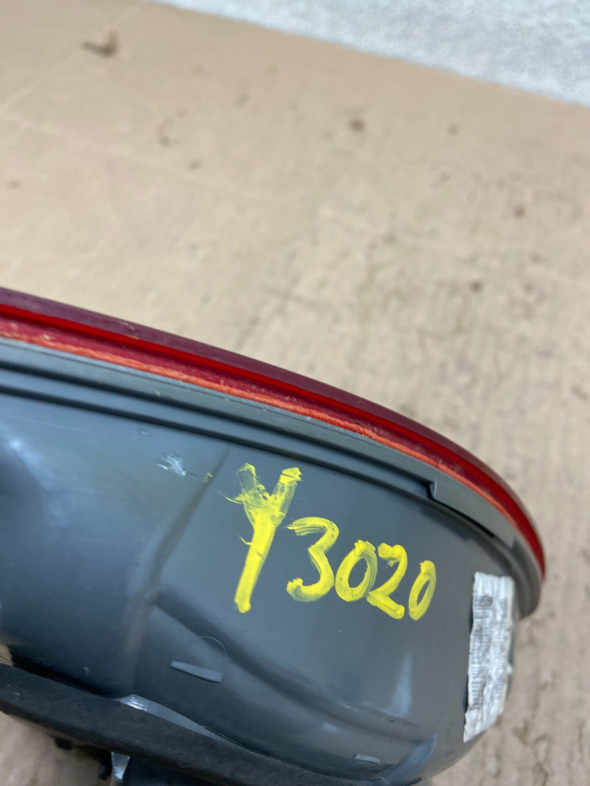 2007 to 2012 Hyundai Veracruz Inner Tail Light Left Driver Side OEM Y3020 DW7