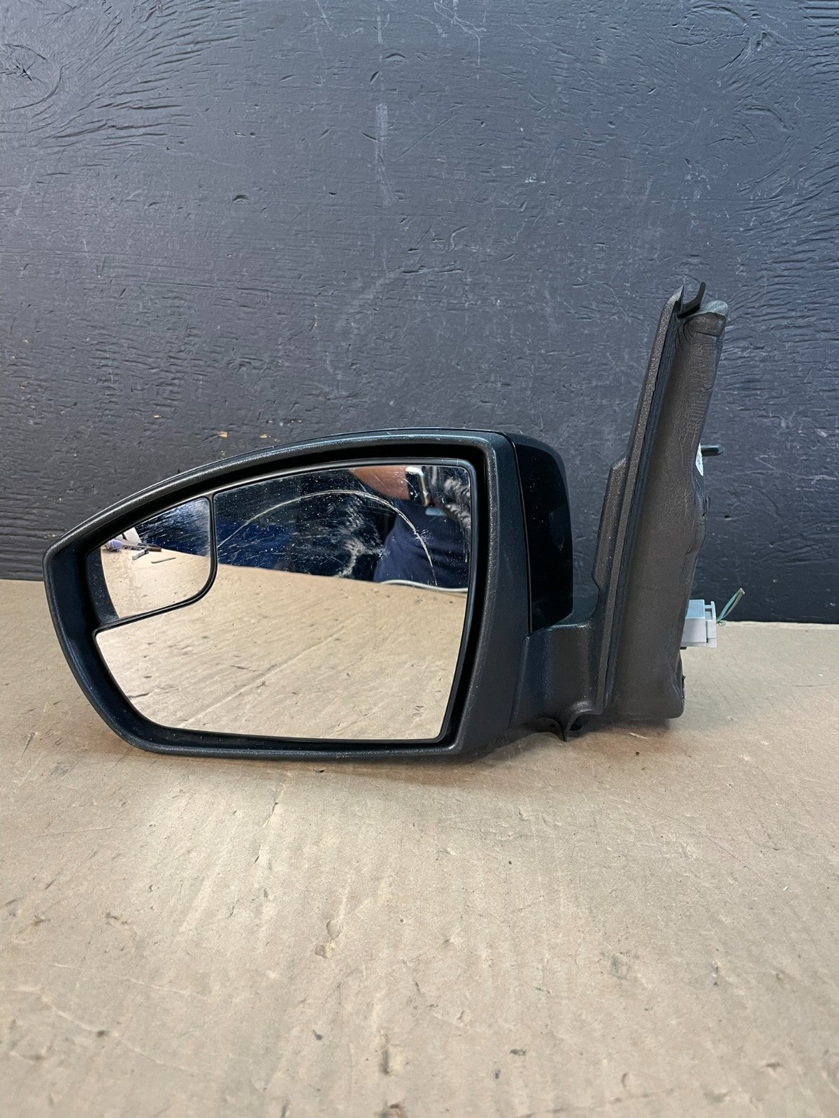 2013 - 2016 Ford Escape Left Driver LH Power Door Mirror AD5831 DW8