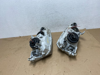 1997-2001 Lexus Es300 Left+Right Headlights Halogen AE9223 DW9
