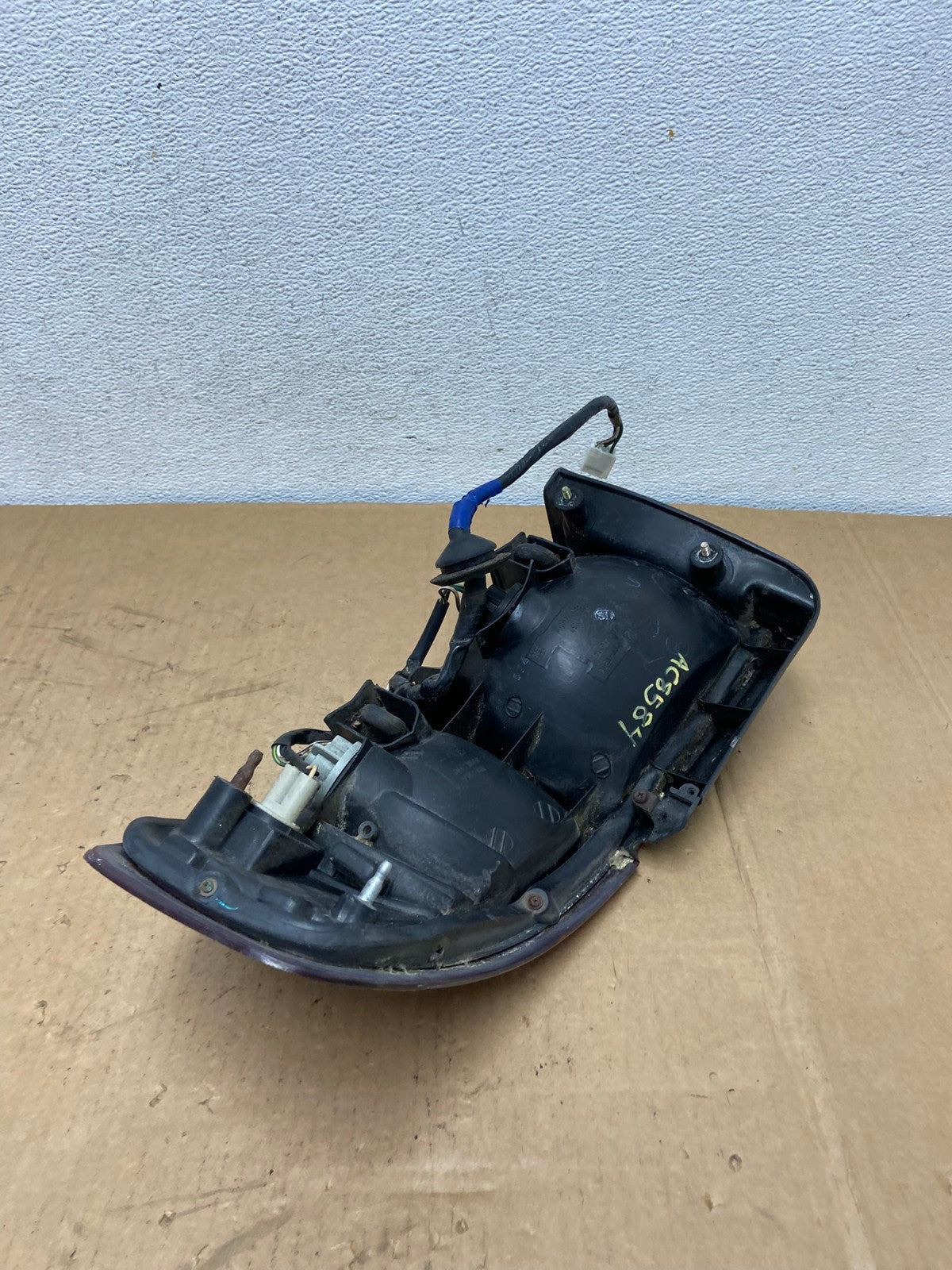 1995 - 1996 Toyota Camry Sedan Left Driver Side Lh Tail Light Lamp AC8584 LK7