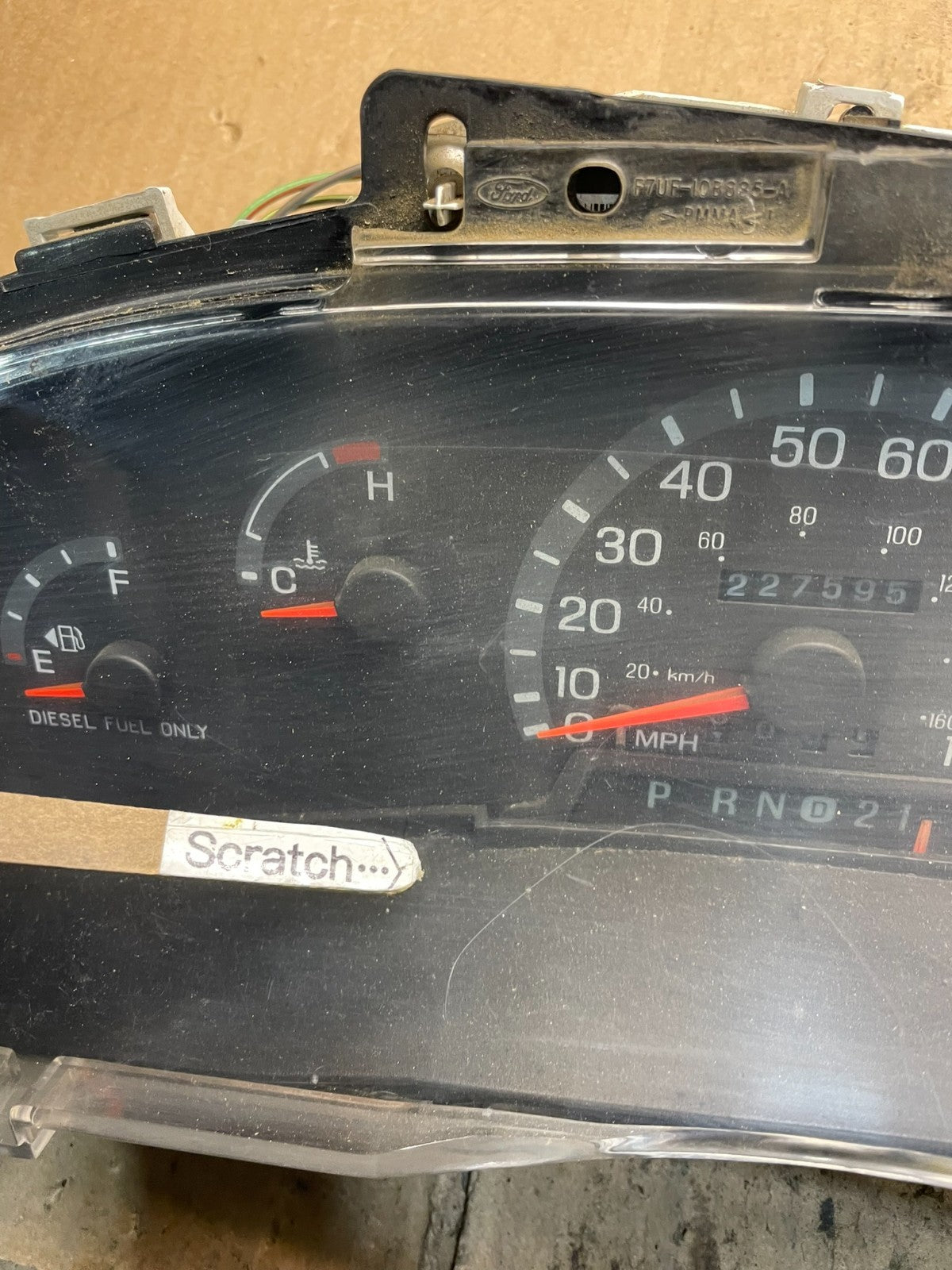 2001 - 2002 Ford Econoline E250 E350 Van Speedometer Instrument Cluster W1446 DG1