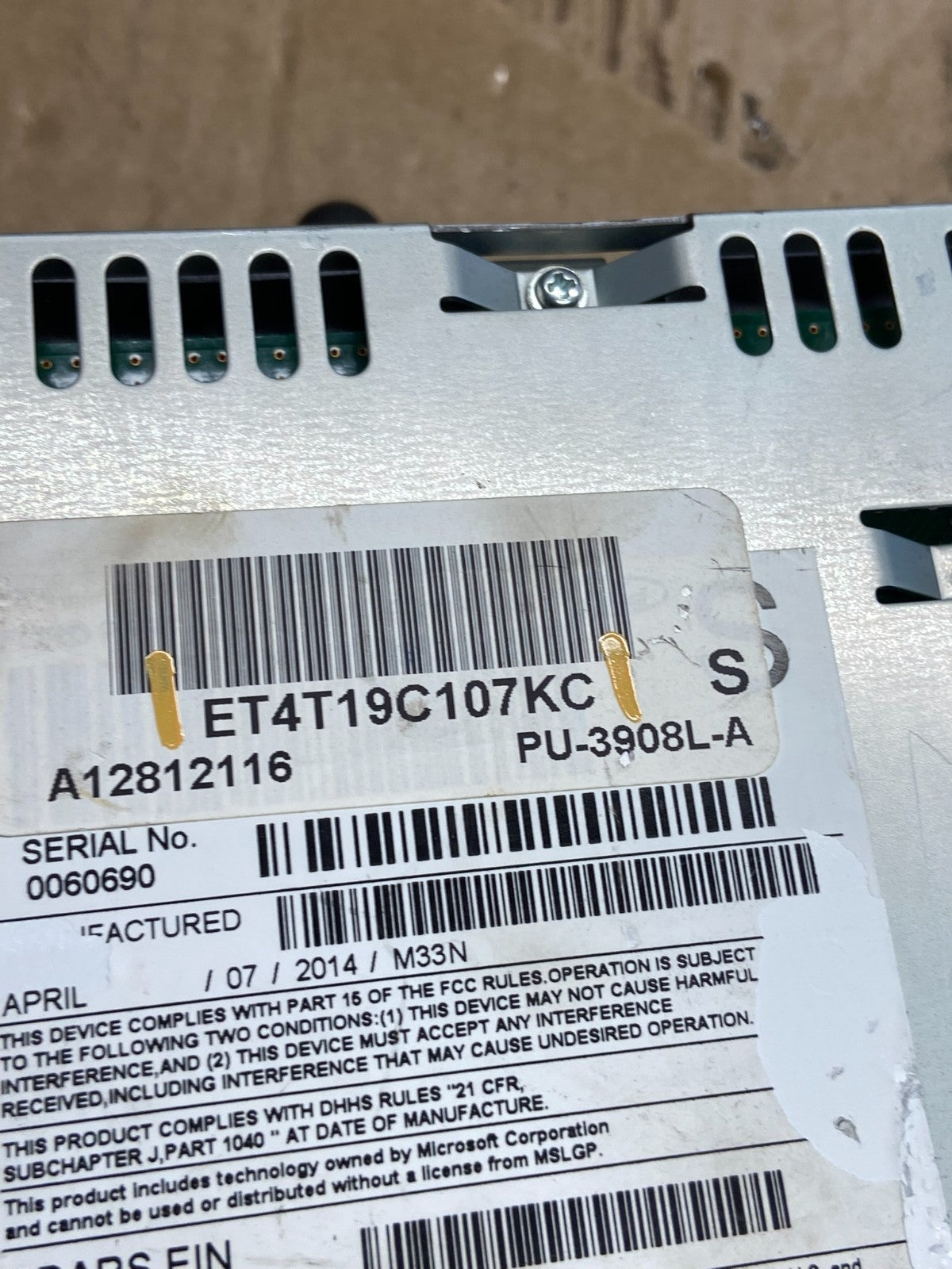2013 to 2014 Ford Edge AM/FM Radio Reciever AD7172 DG5