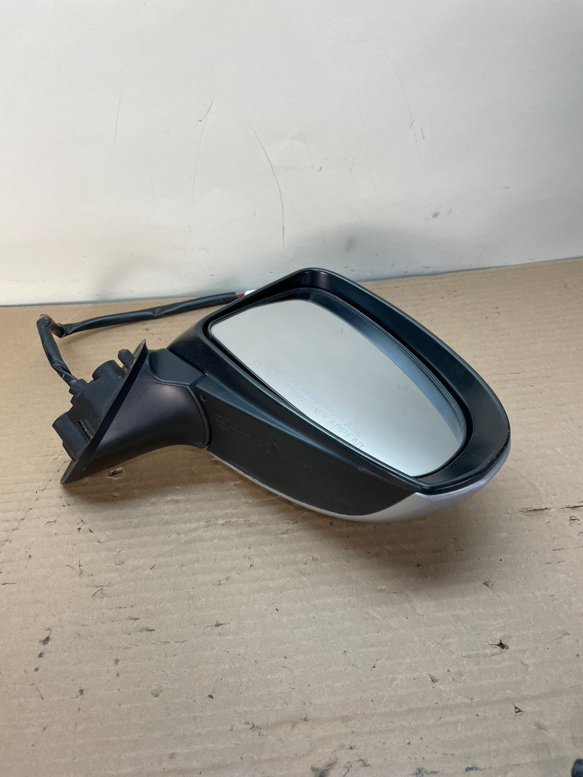 2010 to 2015 Toyota Prius Right Passenger RH Side View Door Mirror AH8744 DG2
