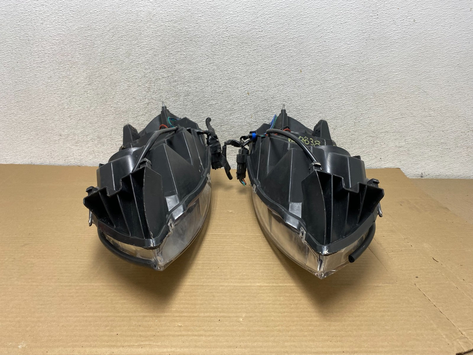 2006 - 2013 Chevrolet Impala Left+Right Set Headlights Halogen AG8838 DW10