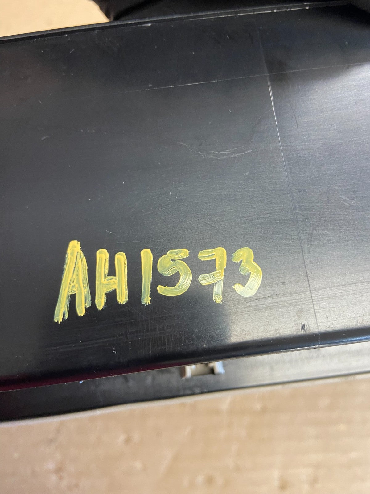 2008 - 2009 Subaru Outback Right Passenger Side Glove Box AH1573 DG7