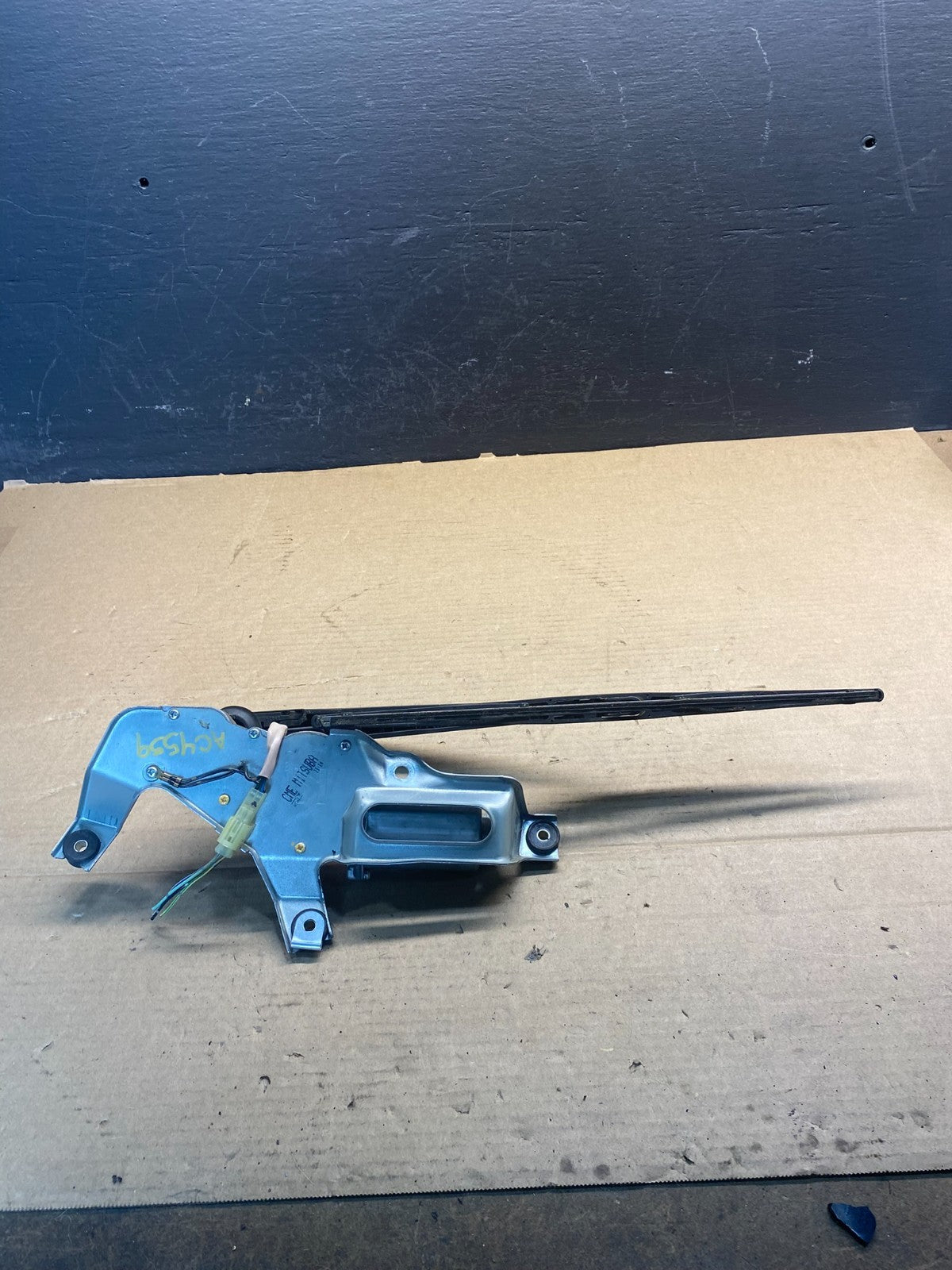 2005 to 2009 Subaru Legacy Outback Rear Windshield Wiper Motor AC45603