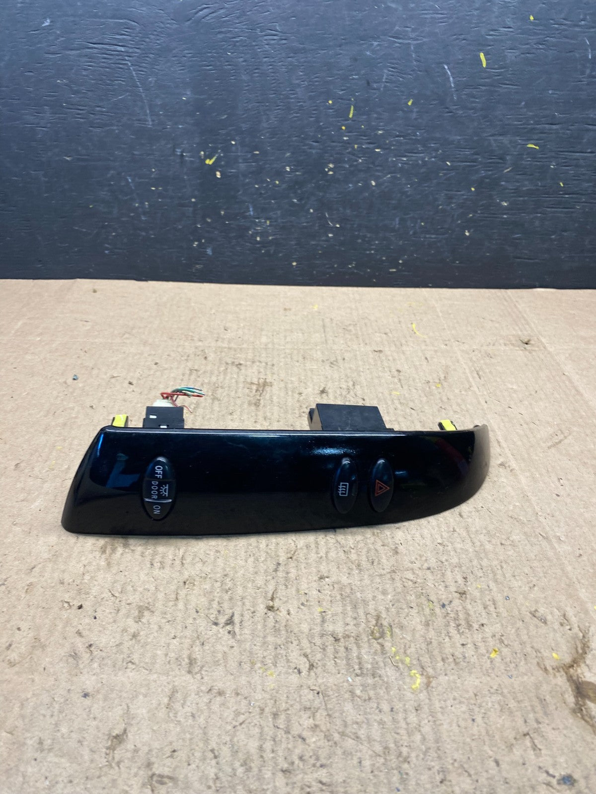 2004 to 2010 Toyota Sienna Right Side Radio Switches Bezel Trim OEM R8455 DG0