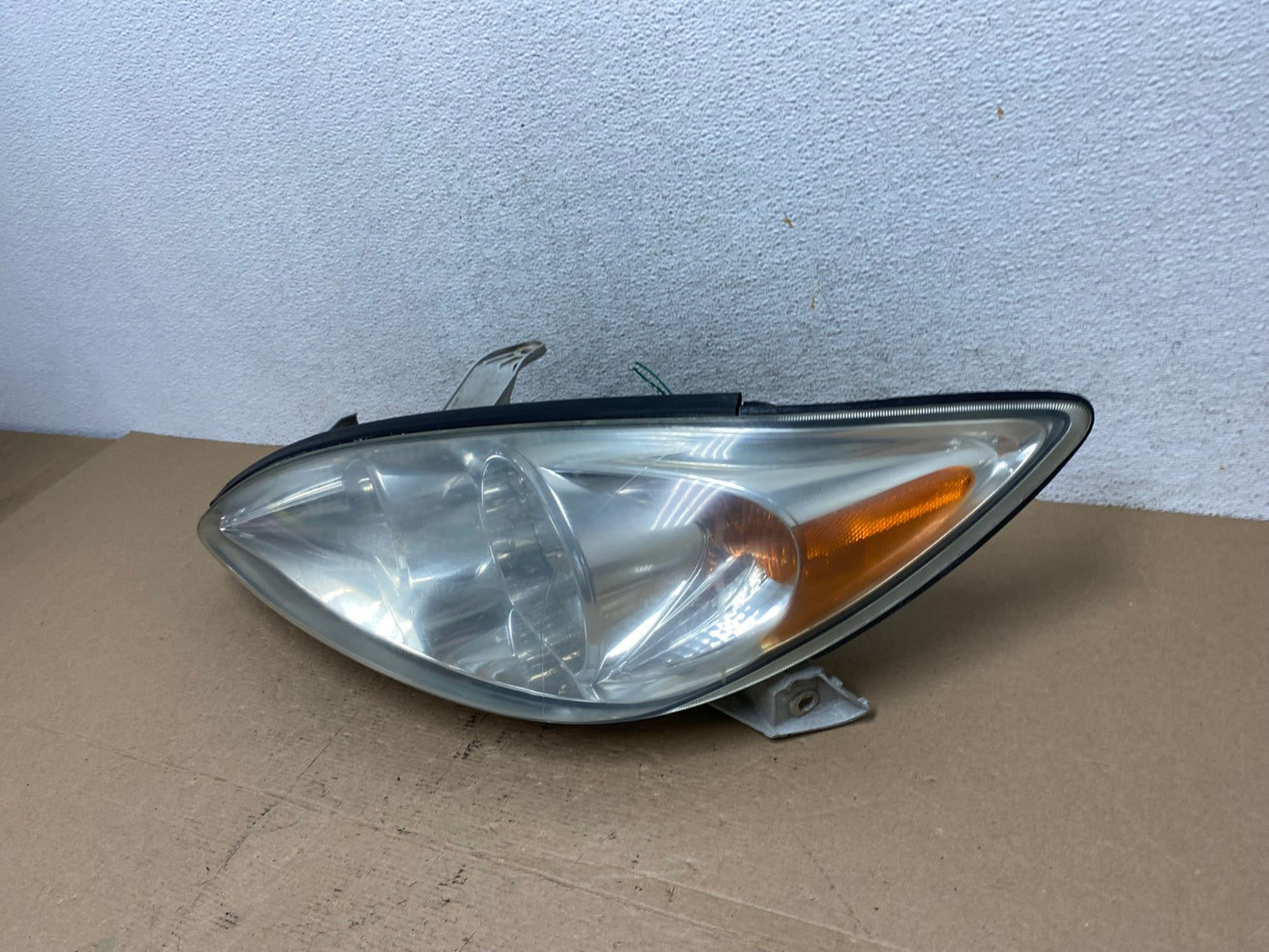 2002 2003 2004 Toyota Camry Left Driver Lh Side Halogen Headlight AF4566 LK1