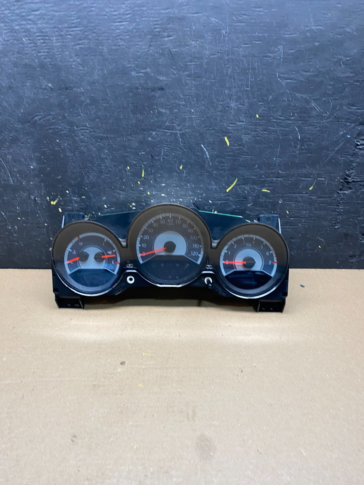 2011 to 2014 Chrysler 200 Speedometer Instrument Cluster Gauges s6328 DG0
