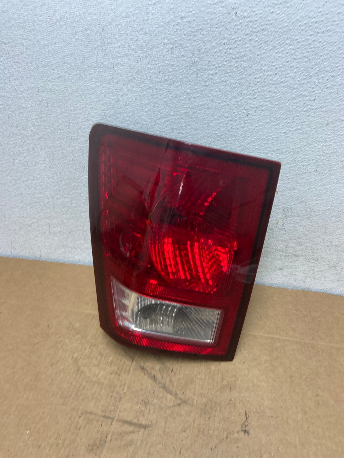 2007 2008 2009 2010 Jeep Grand Cherokee Left Driver Lh Tail Light AD6212 LK0