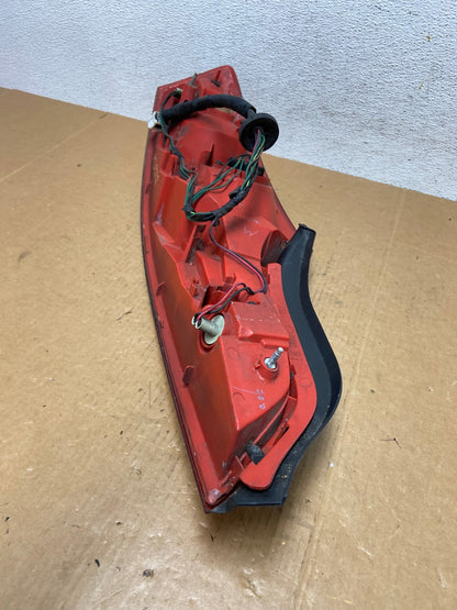 2003 - 2005 Infiniti G35 Coupe Right Passenger Rh Outer Tail Light AD9212 LK7