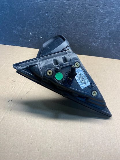 2016 to 2018 Chevrolet Malibu Right Passenger Turn Signal Door Mirror AE7689 DW4