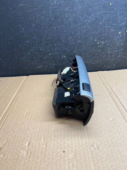 2007 to 2013 BMW X5 X6 Center Console Dash Air Vent AF6117 DG1