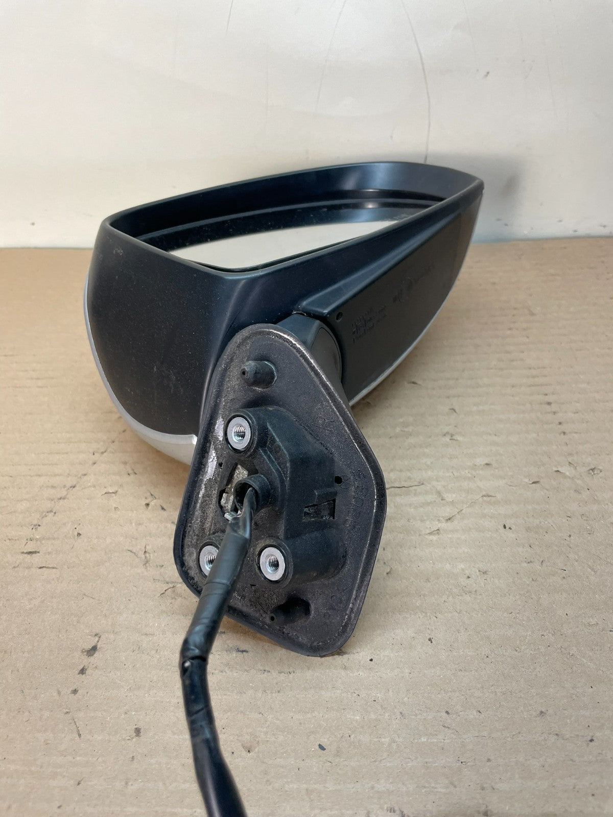 2010 to 2015 Toyota Prius Right Passenger RH Side View Door Mirror AH8744 DG4