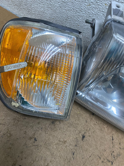 1999-2004 Nissan Pathfinder Left+Right Side Set Halogen Headlights Oem S9330 DW3