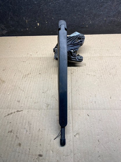 2011 to 2019 Ford Explorer Rear Windshield Wiper Motor ai5234 DG2