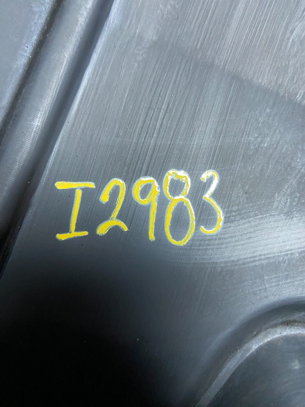 2005 to 2007 Honda Odyssey Black Engine Cover OEM 3.5L No # i2983 DG19