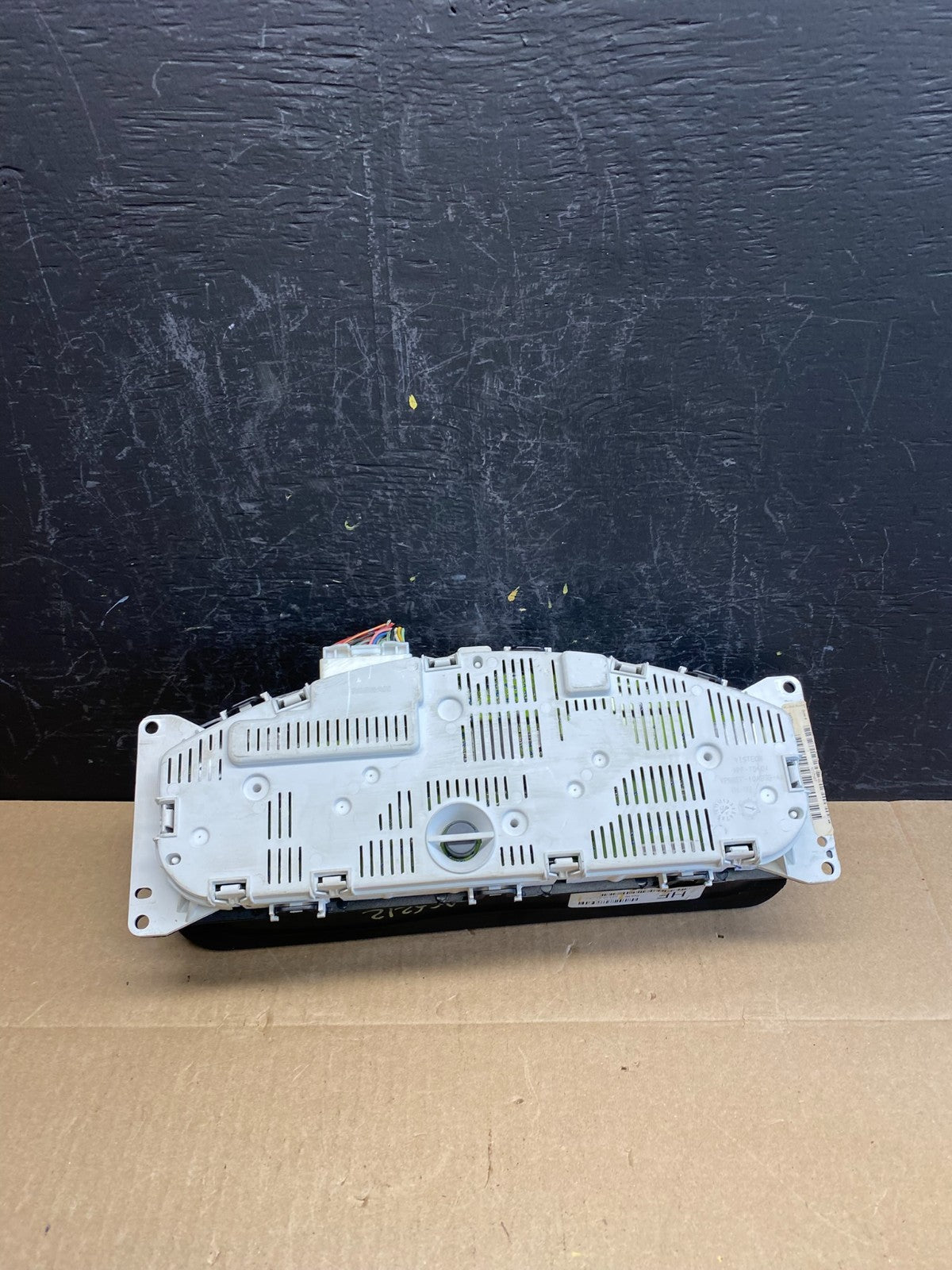 2006-2007 Nissan Pathfinder Xterra Cluster Speedometer Instrument AC6212 DG4