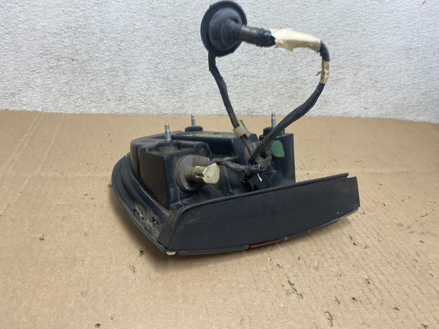 1997-1998 Buick Park Avenue Ave Left Driver Lh Side Tail Light OEM J8604 DW6