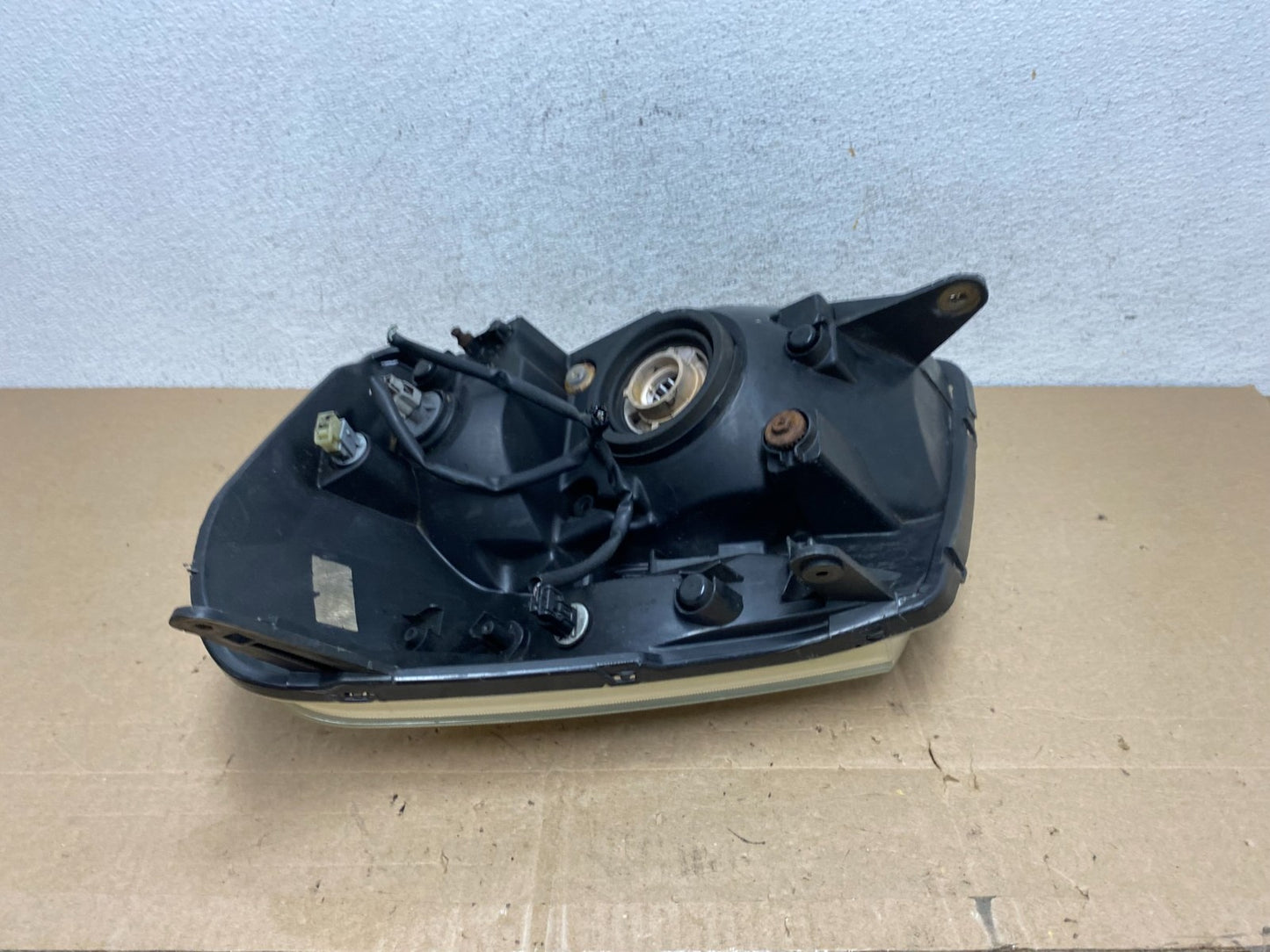 2005 to 2009 Chevrolet Equinox Right Passenger RH Halogen Headlight AE5982 DW6