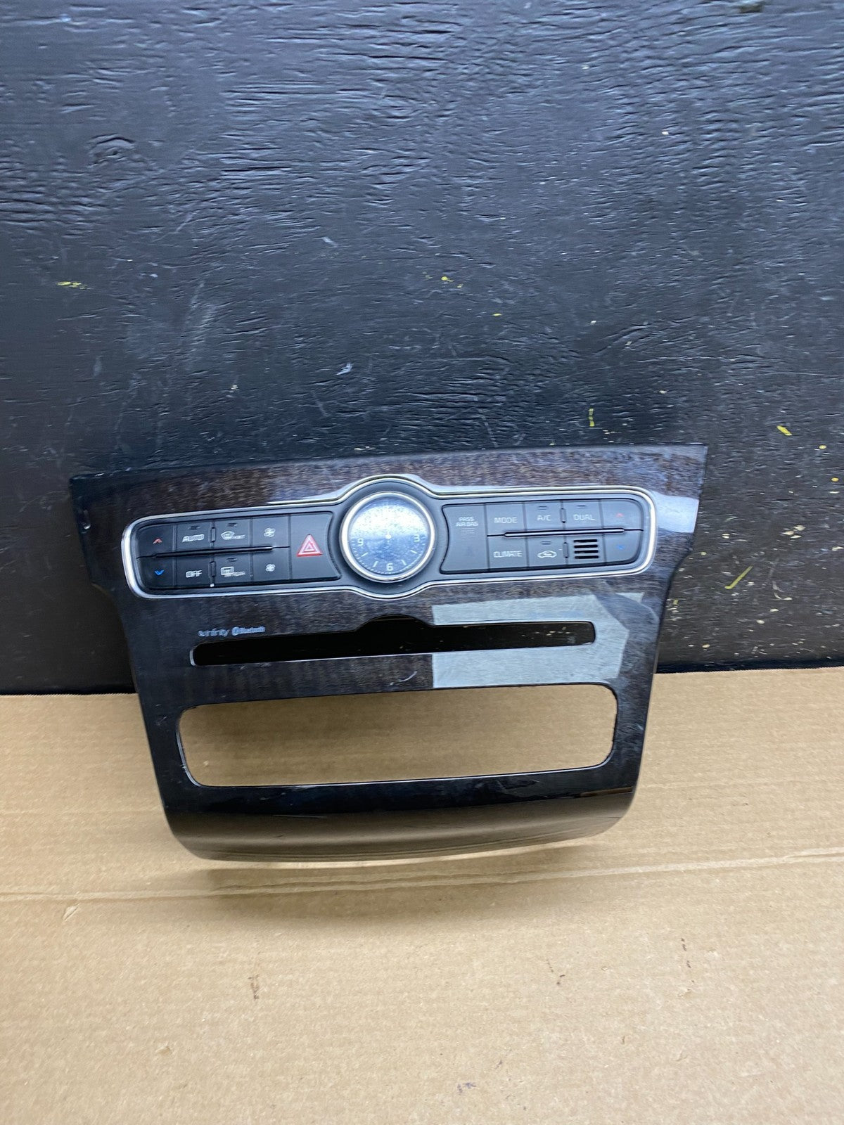 2014 2015 2016 Kia Cadenza  AC Heat Temperatue Climate Control Switch W6450  DG0