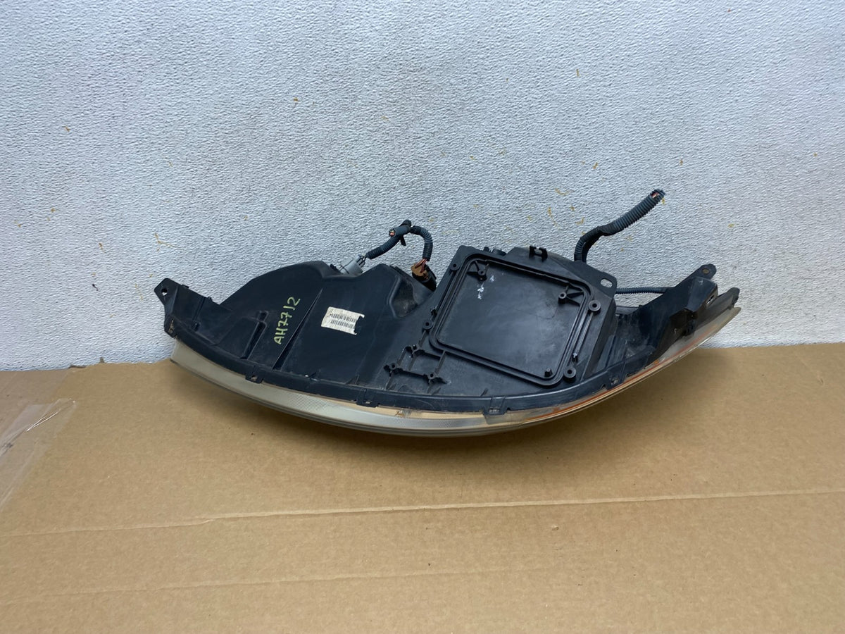 2006 to 2010 Toyota Sienna Right Passenger Rh Side Headlight Halogen AH7712 DW8