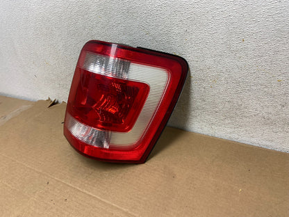 2008 to 2012 Ford Escape Right Passenger RH Side Tail Light AH3114 DW2