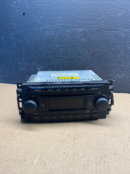2005 2008 Jeep Dodge Chrysler Screen Display CD Player Satellite Radio AE7397 DW0