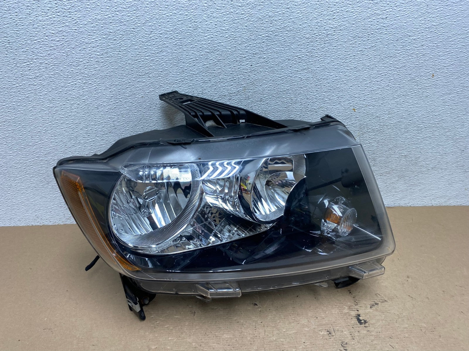 2011-2013 Jeep Grand Cherokee Right Passenger Halogen Headlight AF4674 LK0