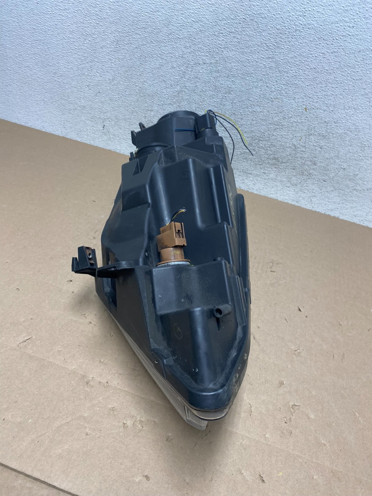 2010 2011 2012 Ford Fusion Right Passenger RH Headlight Halogen AG5772 DW8