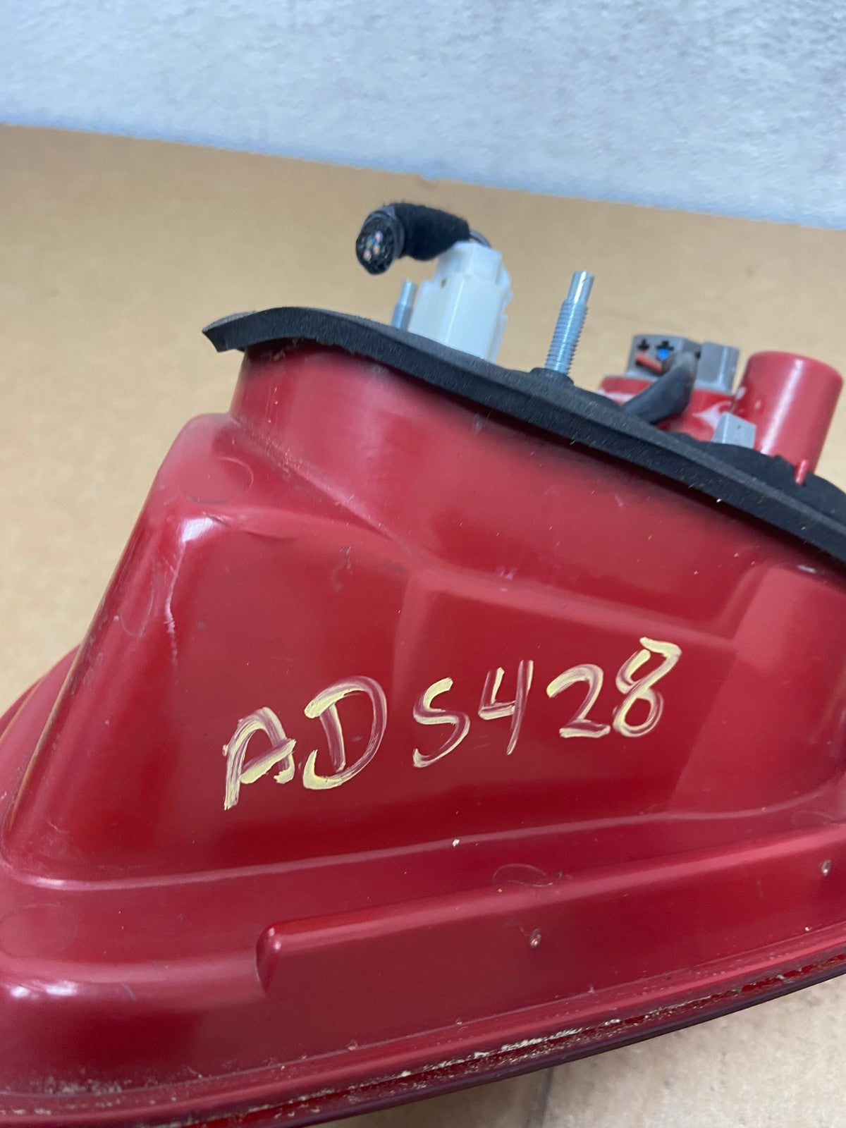 2007 2008 2009 Hyundai Santa Fe Left Driver LH Tail Light Inner AD5428 LK6