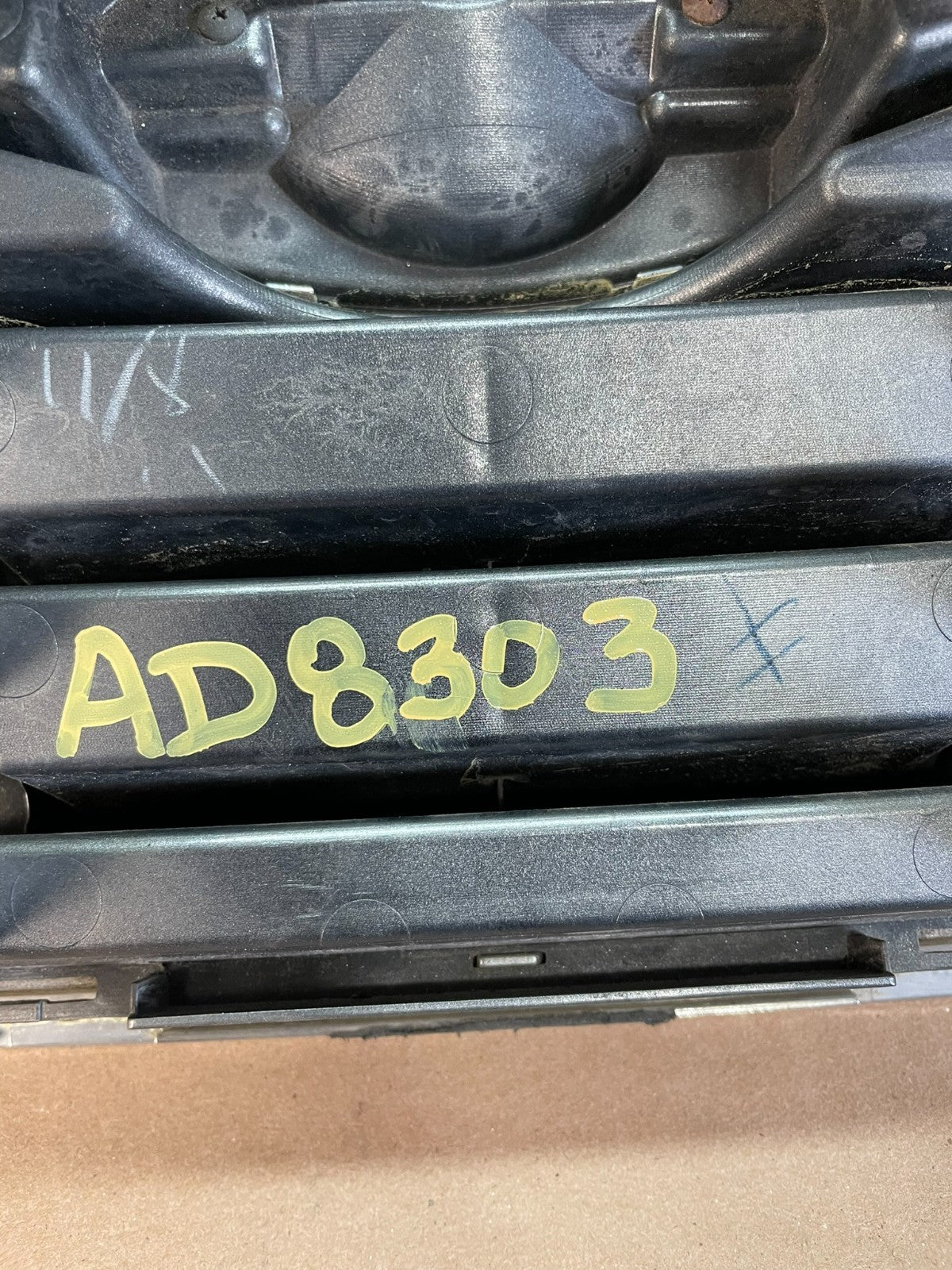 2009 2010 Subaru Forester Front Upper Chrome Grille Grill AD8303 DG5