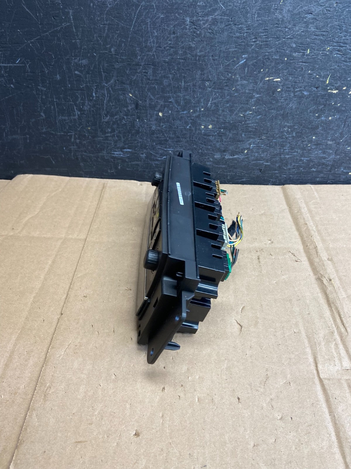 2007 to 2011 Cadillac Escalade AC Heater Climate Control Panel AI6070 DG1