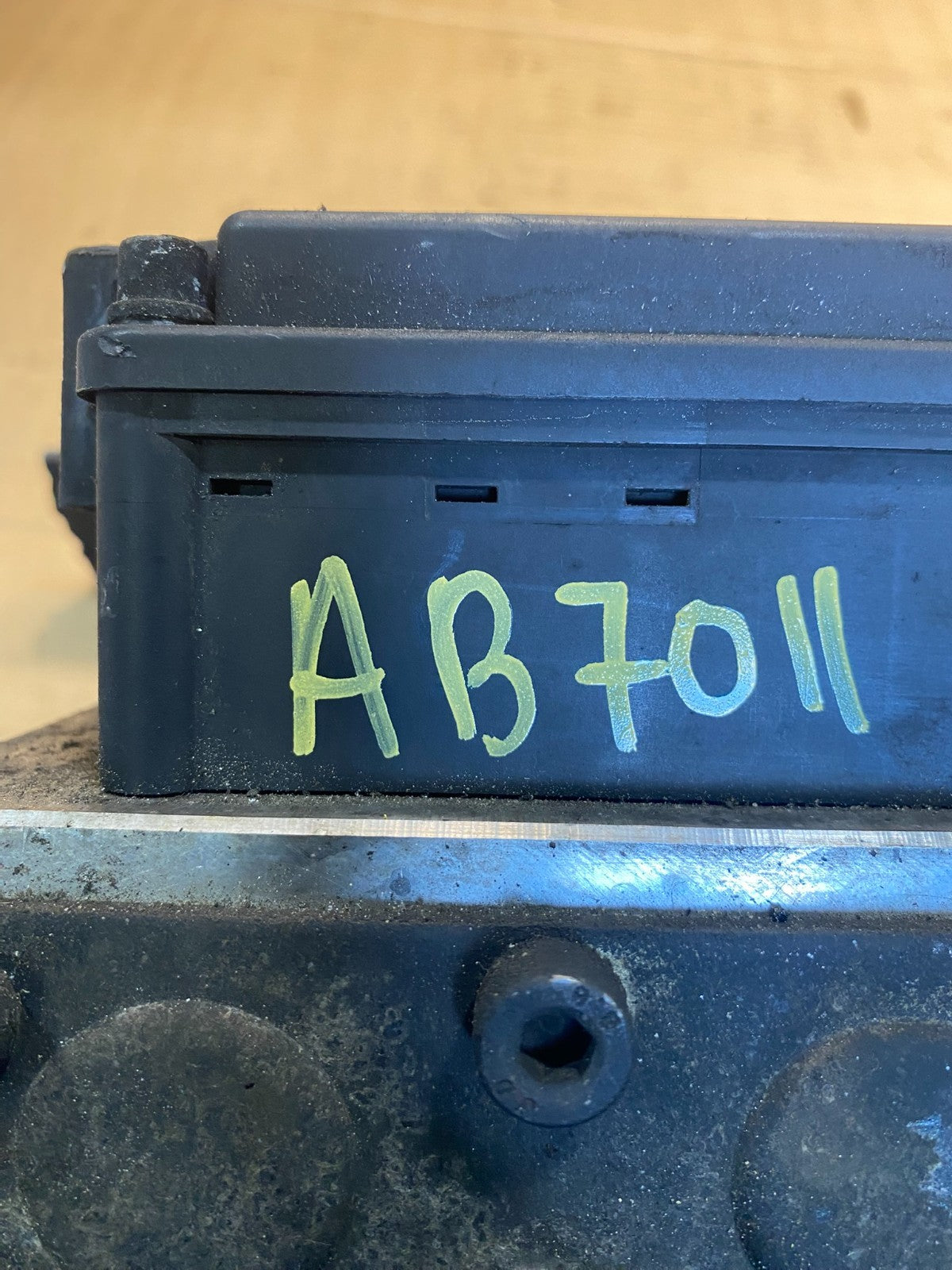 Wabco ABS Pump Hydraulic W/ Module P/N 4460470002 ab7011 DG7