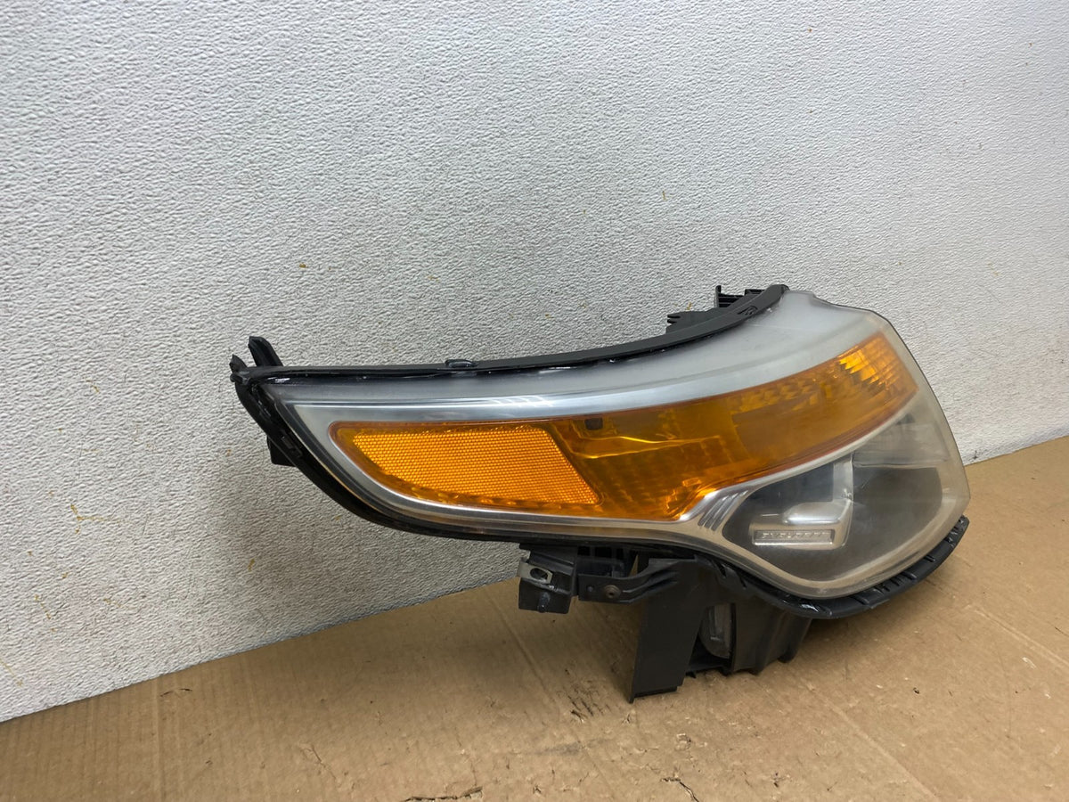 2011 to 2015 Ford Explorer Right Passenger Halogen Headlight AI9109 DW2