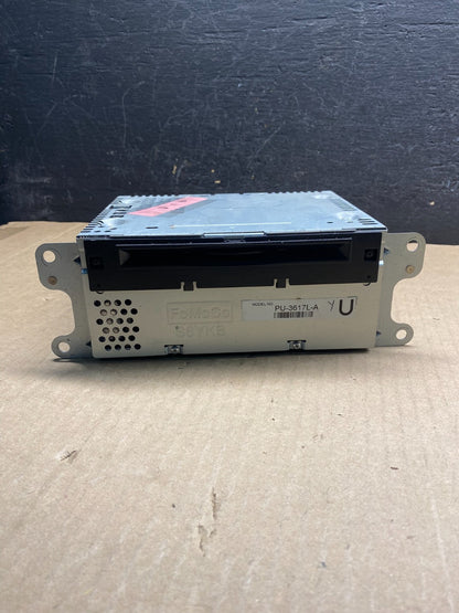 2013 to 2014 Ford Explorer Audio Equipment Radio Receiver AM FM CD AE7885 DG0