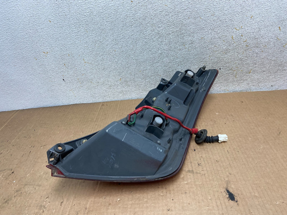 2006 2007 Nissan Murano Left Driver LH Side Tail Light AI8510 LK5