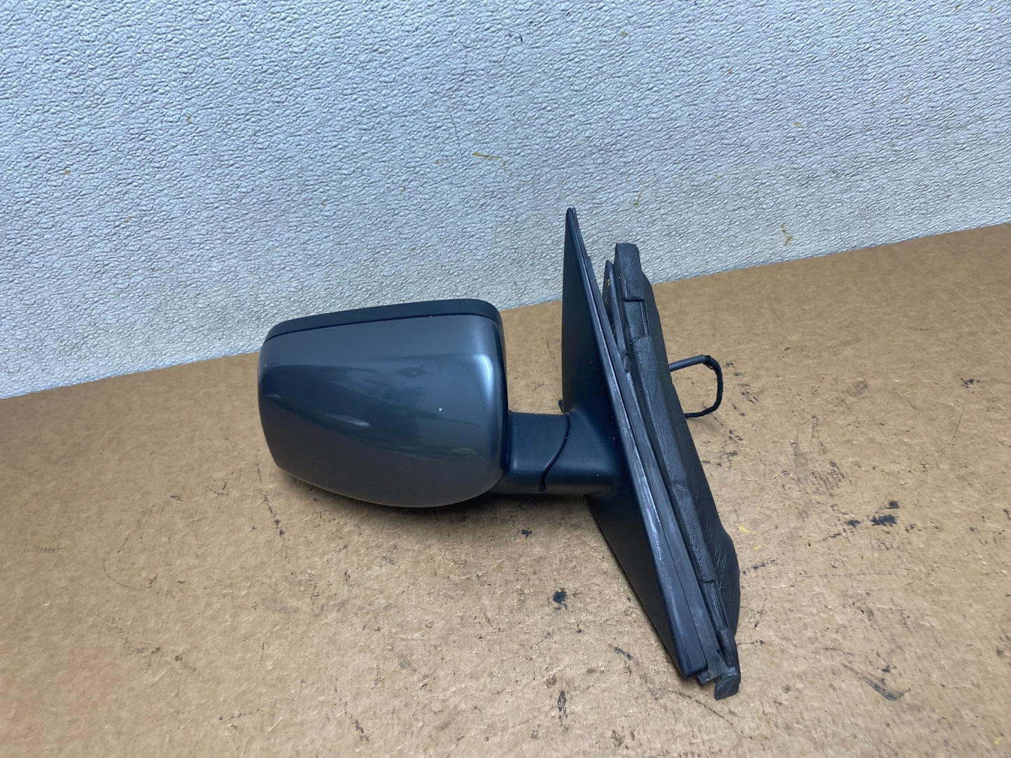 2006 - 2010 BMW 528i 530i 535i Right Passenger Door View Mirror S7602 DG2