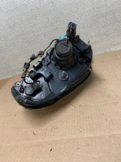 2000 to 2005 Mercury Sable Right Passenger Side Halogen Headlight OEM AA0429 DW5