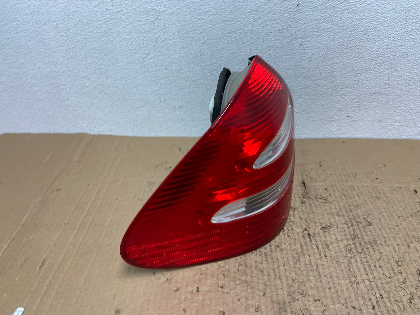 2003-2006 Mercedes E Class Sedan Left Driver LH Side Tail Light AC4177 LK2