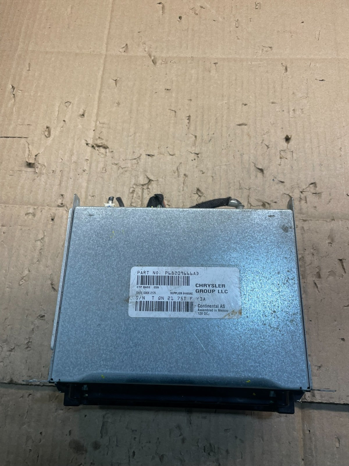 2013 - 2015 Dodge Journey Radio Info Media CD Player Unit x8489 DG4