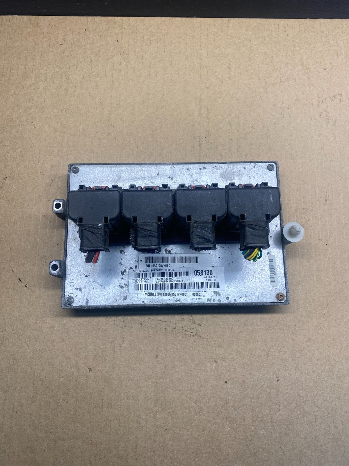 2011 Jeep Liberty 3.7L PCM ECM ECU Engine Control Module P68057302AD ag6115 DG0